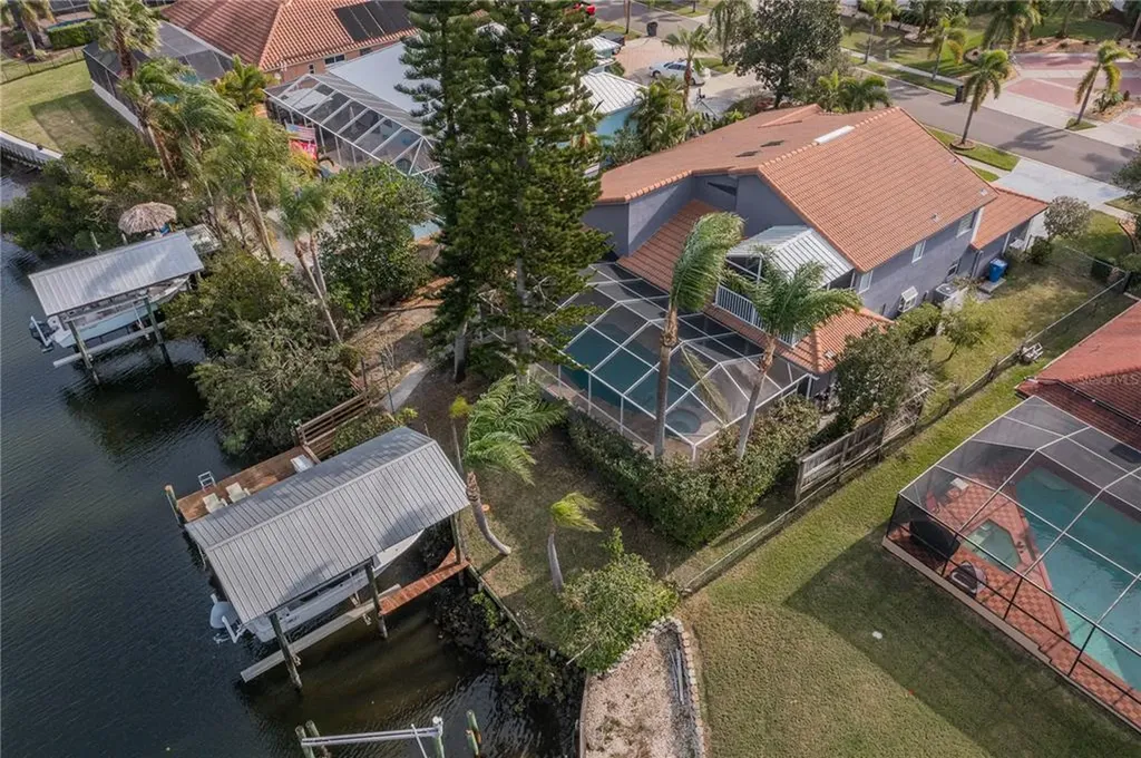 6604 Seabird Way Apollo Beach FL 33572
