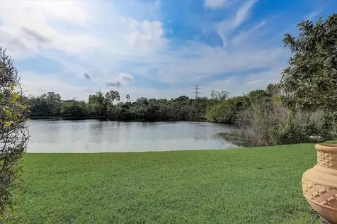 1538 Chateaux De Ville Court Clearwater FL 33764