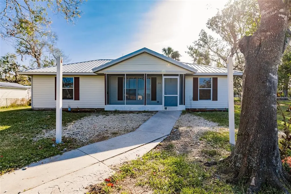 216 N Volusia Avenue Arcadia FL 34266