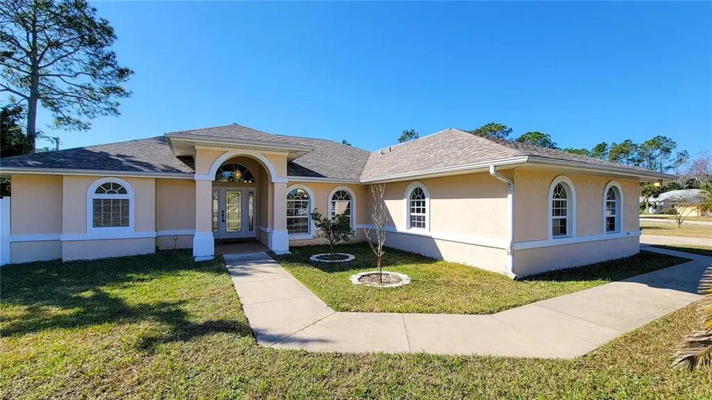 2 Barring Place Palm Coast FL 32137