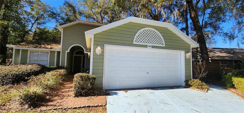 1040 NW 123rd Way Newberry FL 32669