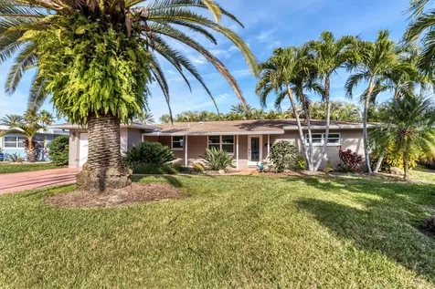 8009 Causeway Boulevard S St Petersburg FL 33707
