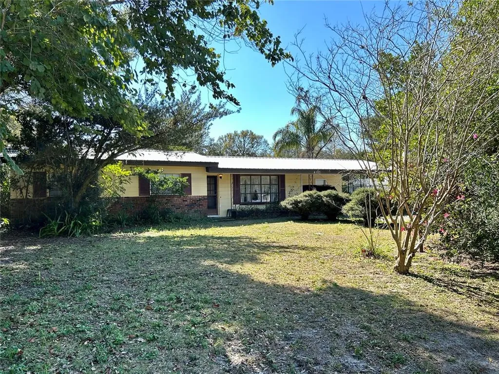 10206 Cliff Circle Tampa FL 33612