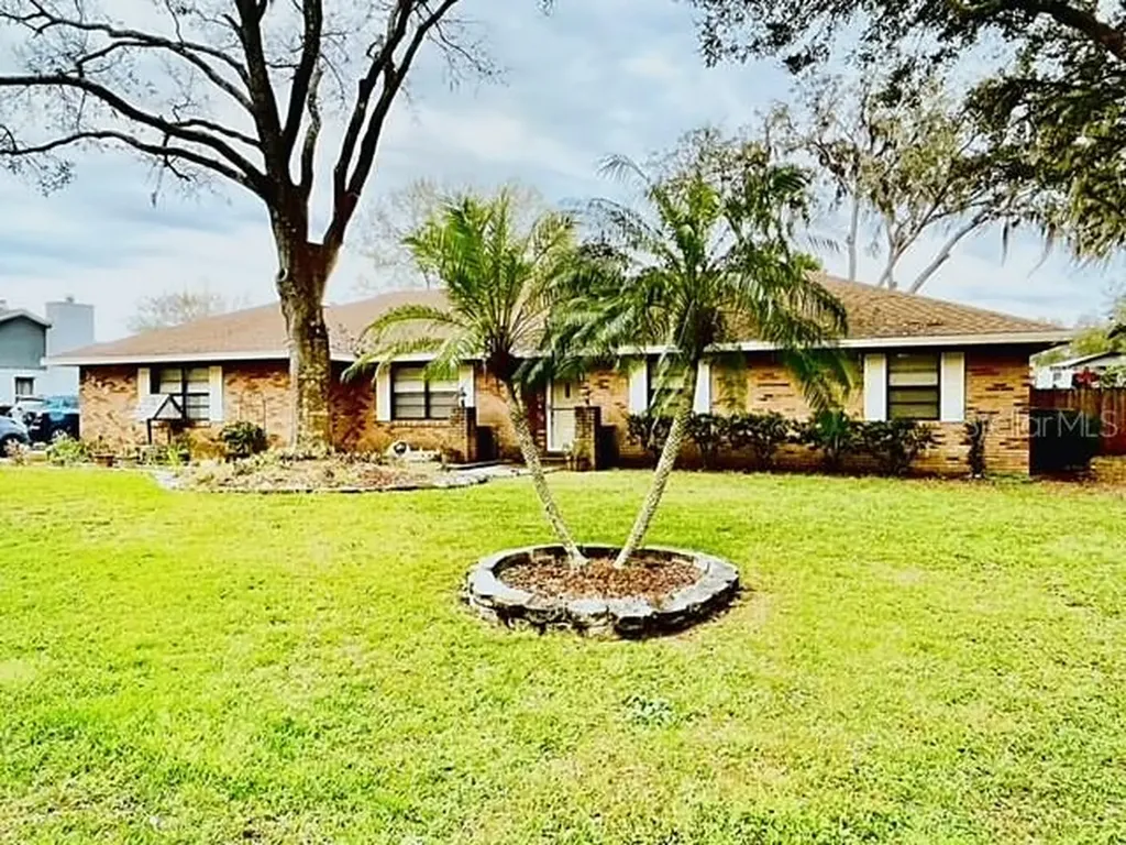 1329 Hammock Shade Drive Lakeland FL 33809