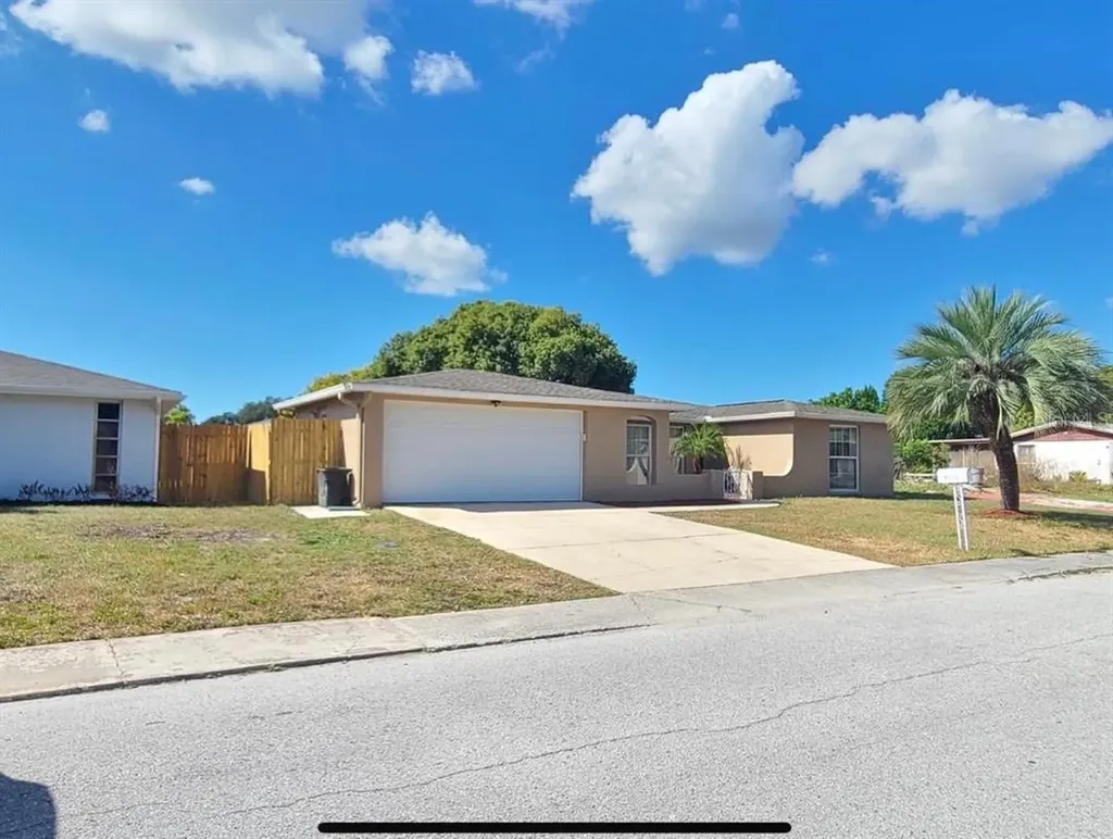 9111 Hunt Club Lane Port Richey FL 34668