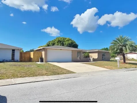 9111 Hunt Club Lane Port Richey FL 34668