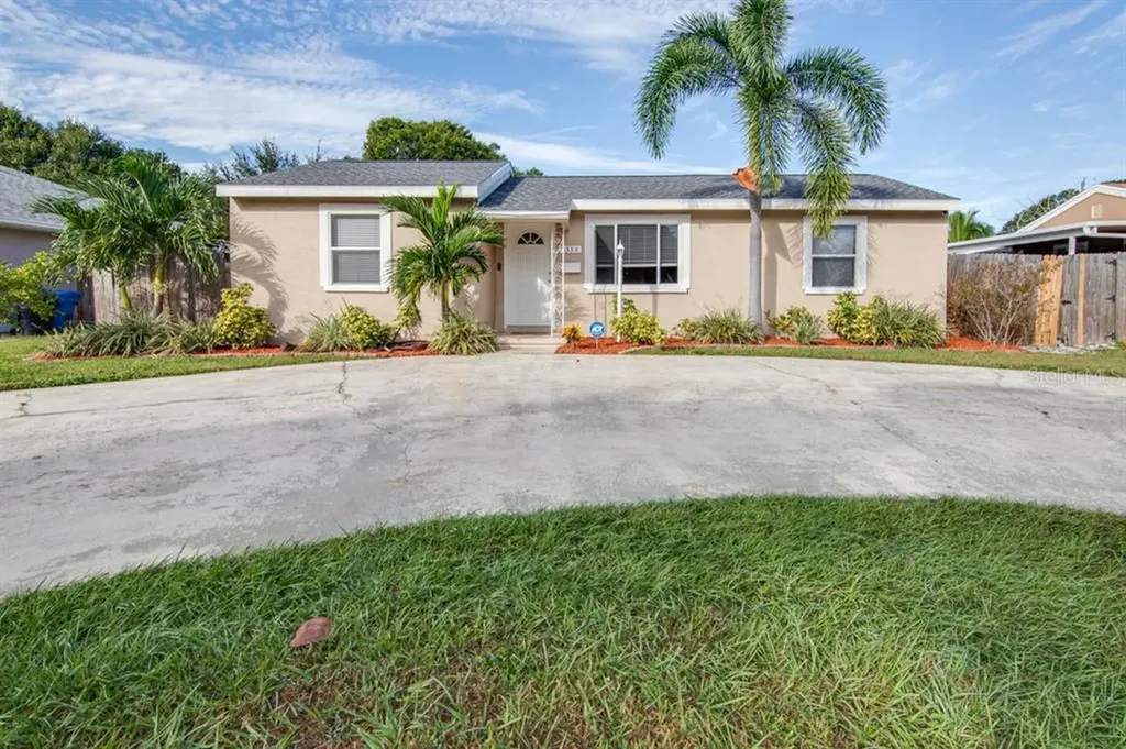 1334 59th Street N St Petersburg FL 33710