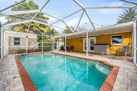512 N Archer Street Tampa FL 33609