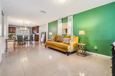 512 N Archer Street Tampa FL 33609