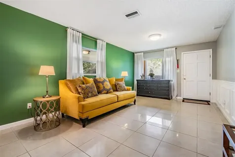 512 N Archer Street Tampa FL 33609