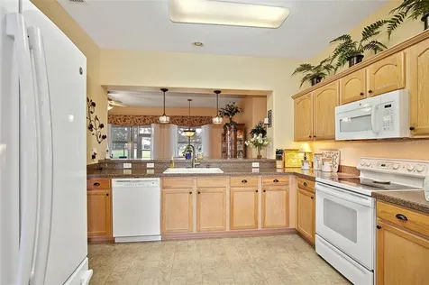 12851 SE 90th Court Road Summerfield FL 34491