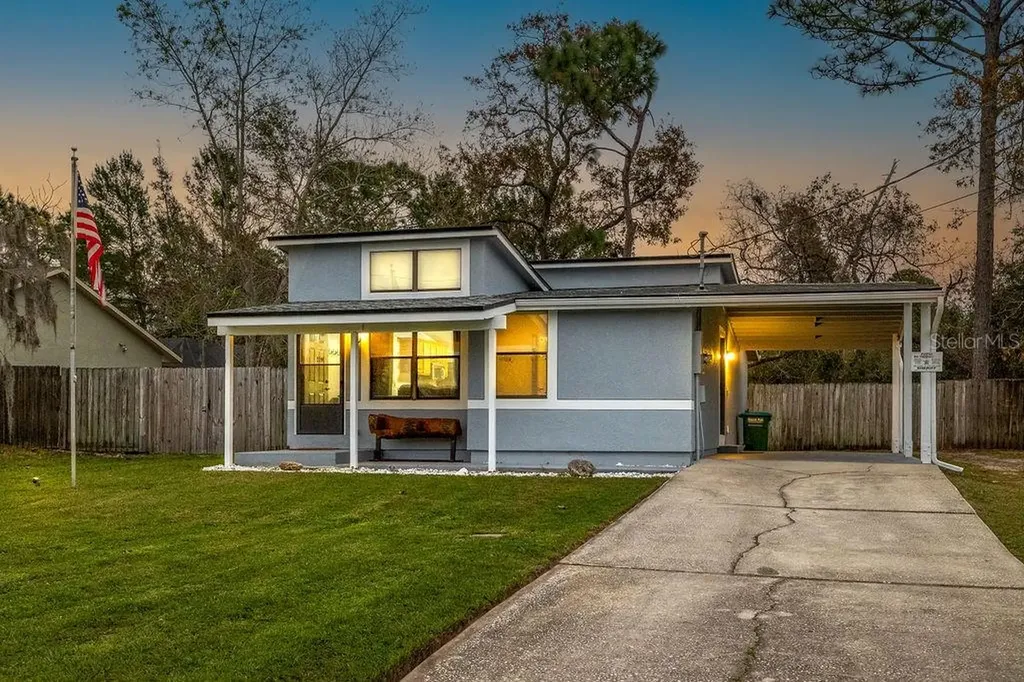 463 Courtland Boulevard Deltona FL 32738