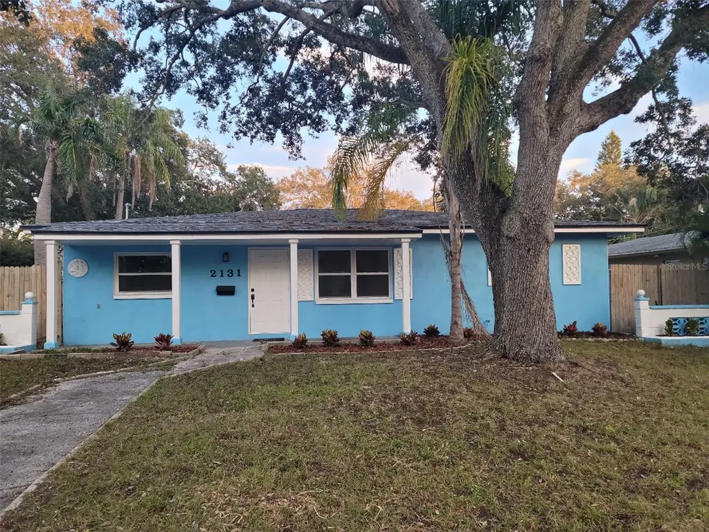 2131 Park Street N St Petersburg FL 33710
