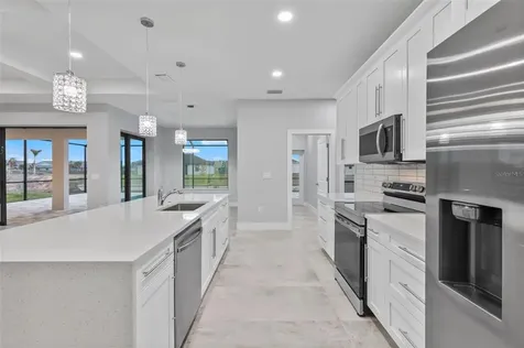 1911 SW 8th Court Cape Coral FL 33991