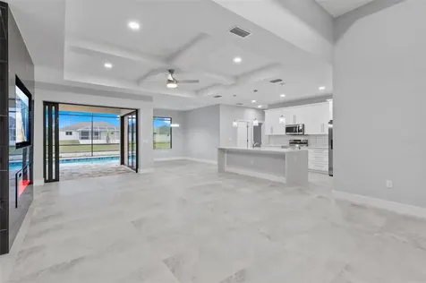 1911 SW 8th Court Cape Coral FL 33991