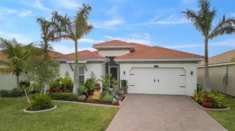3096 Royal Gardens Avenue Fort Myers FL 33916