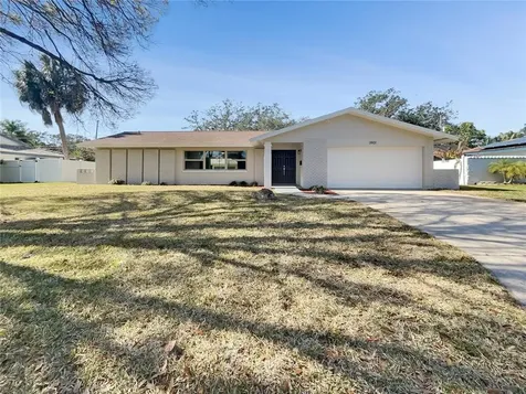 3901 40th Street S St Petersburg FL 33711