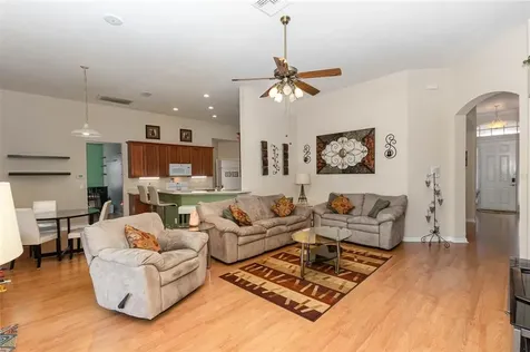 1643 Morgans Mill Circle Orlando FL 32825