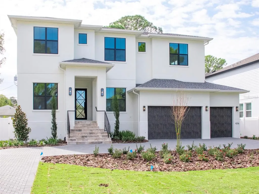 4216 W Kensington Avenue Tampa FL 33629