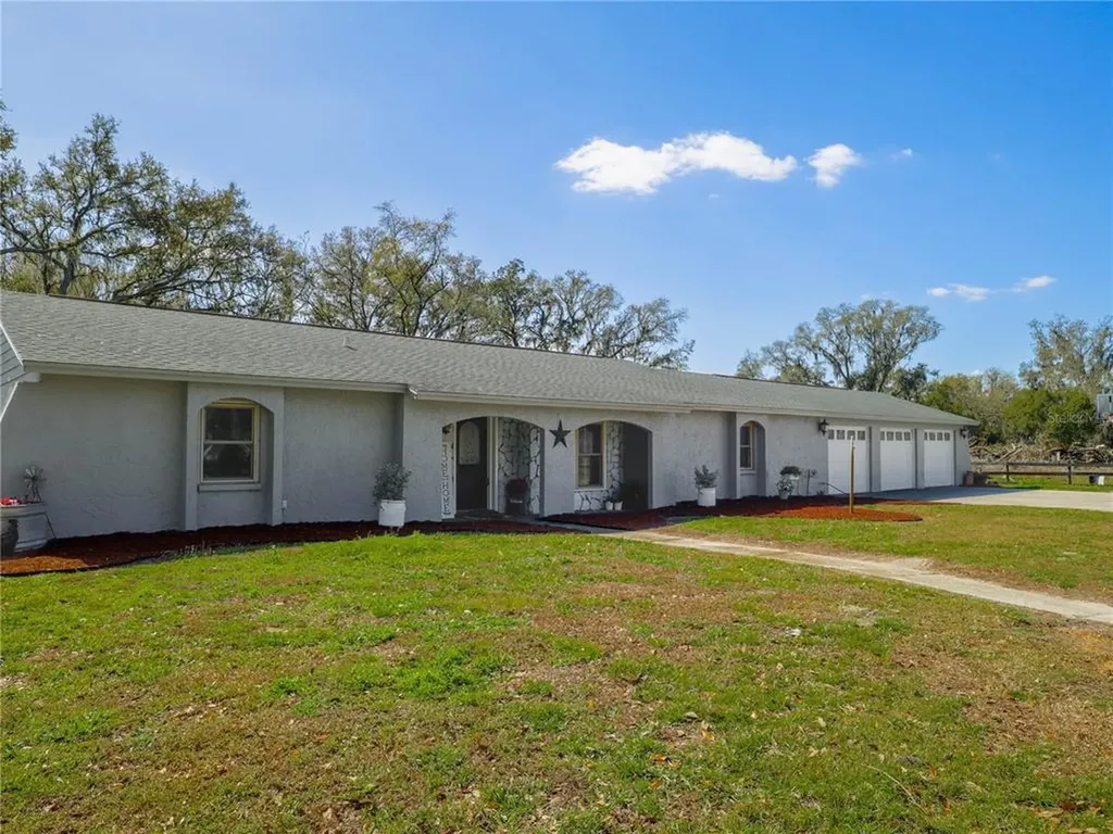4909 Stanley Road Plant City FL 33565