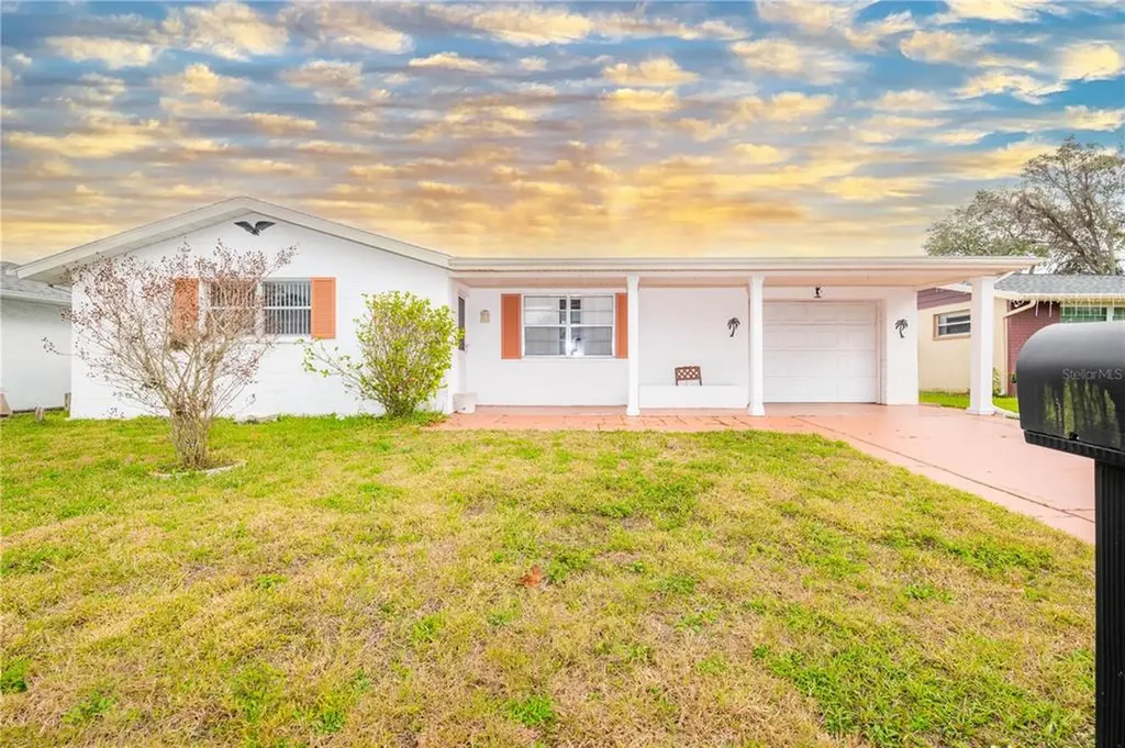 8950 Ledgestone Lane Port Richey FL 34668