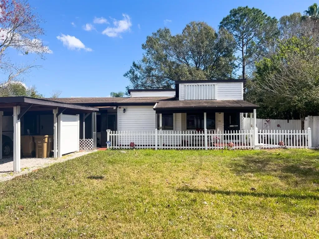 2951 Sun Pointe Court Kissimmee FL 34741