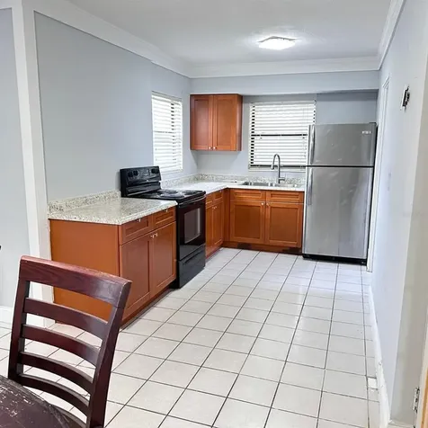 9261 54th Way N Pinellas Park FL 33782