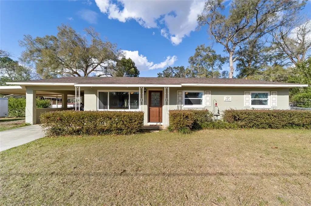 2013 NE 52nd Street Ocala FL 34479