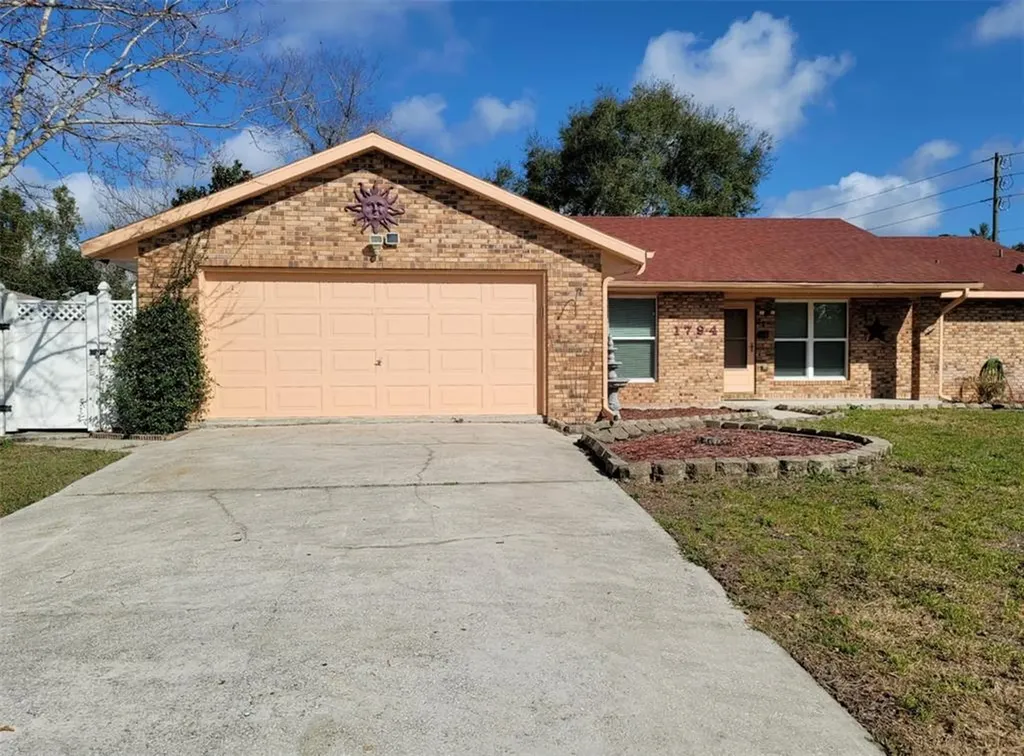 1794 Giles Street Deltona FL 32725