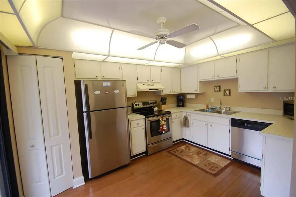 1637 Brookhouse Court Sarasota FL 34231