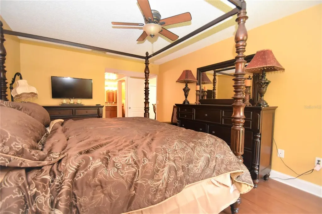 1637 Brookhouse Court Sarasota FL 34231