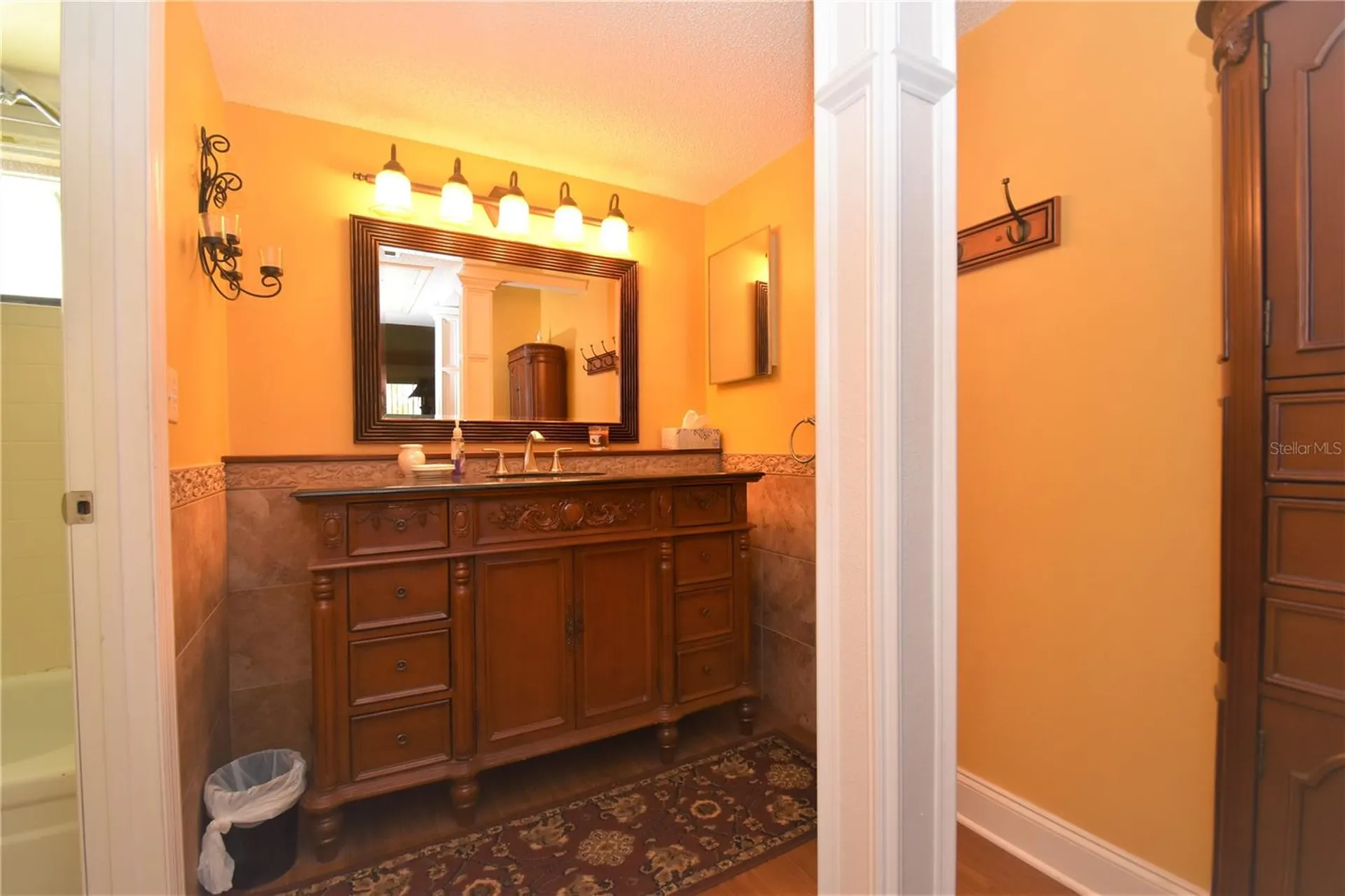 1637 Brookhouse Court Sarasota FL 34231