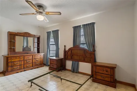 53 Park Lane Debary FL 32713