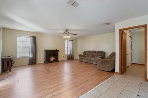 53 Park Lane Debary FL 32713