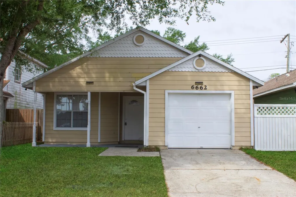 6662 Ryan Chase Court Orlando FL 32810