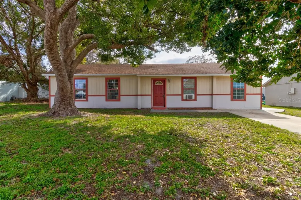 1137 Algoma Street Deltona FL 32725