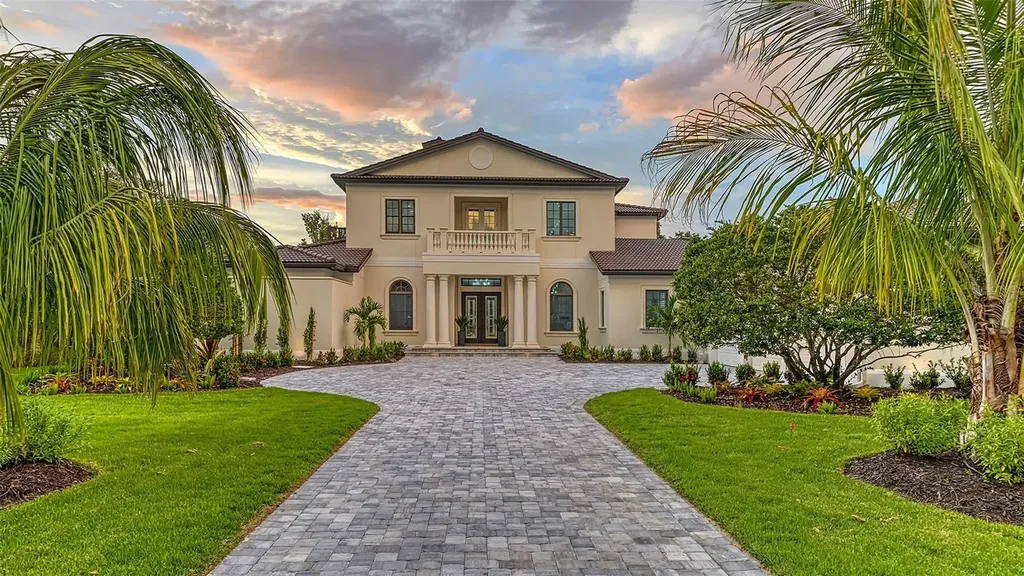 19453 Ganton Avenue Bradenton FL 34202