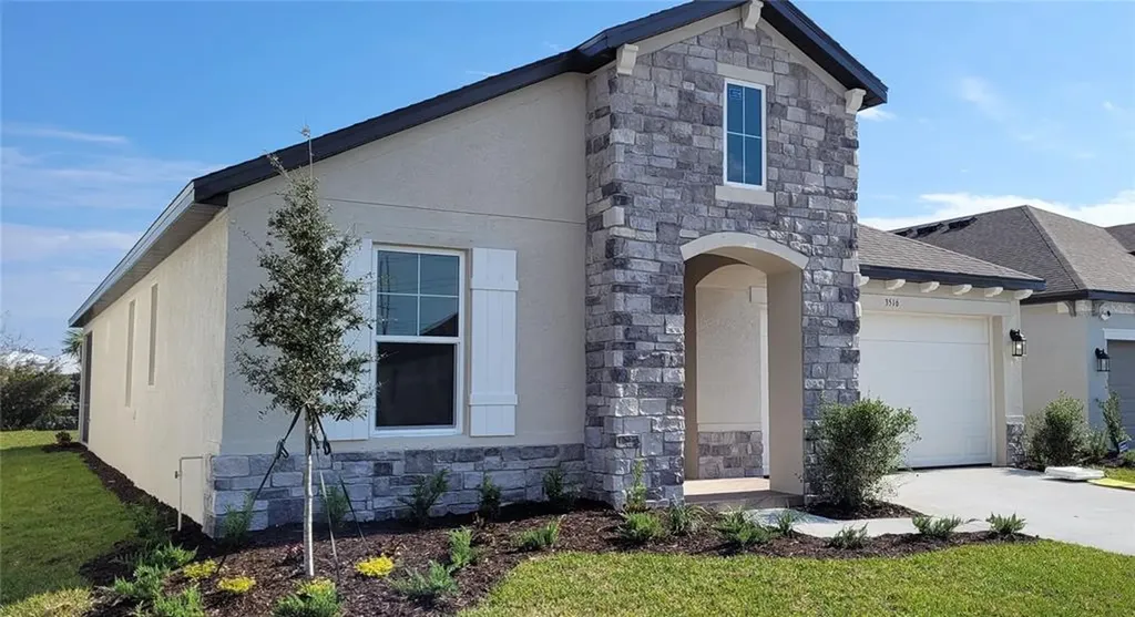 3516 Hidden Creek Boulevard Sarasota FL 34240