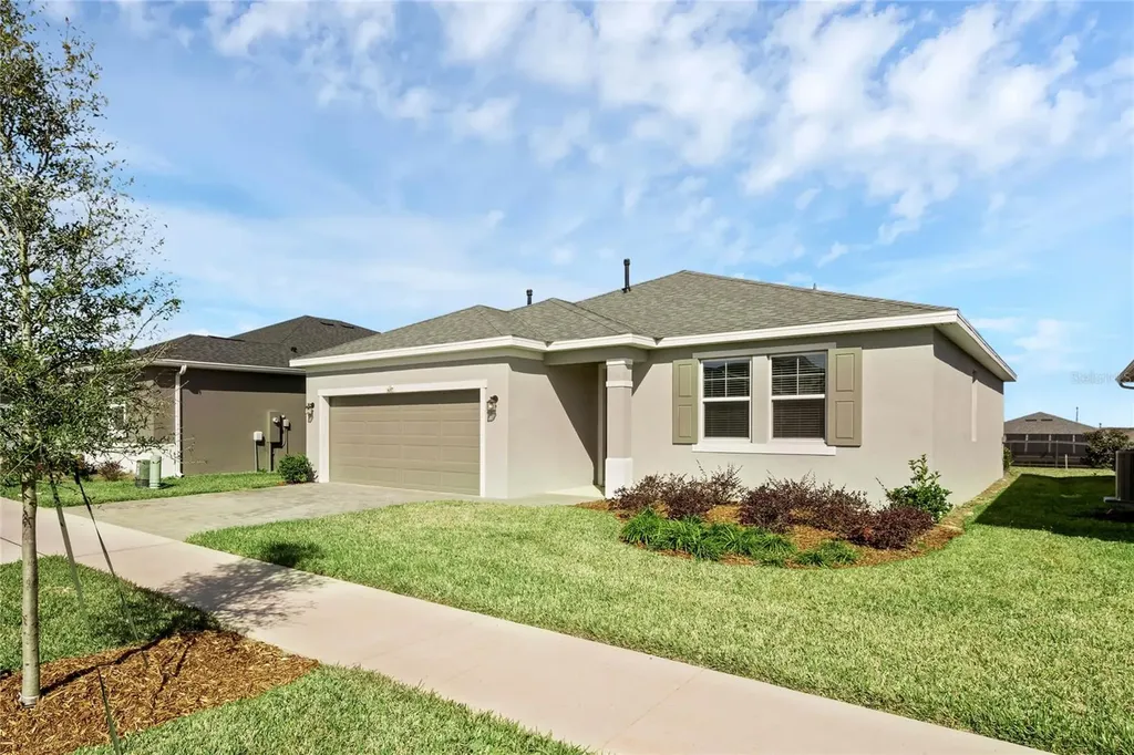 637 Conservation Boulevard Groveland FL 34736