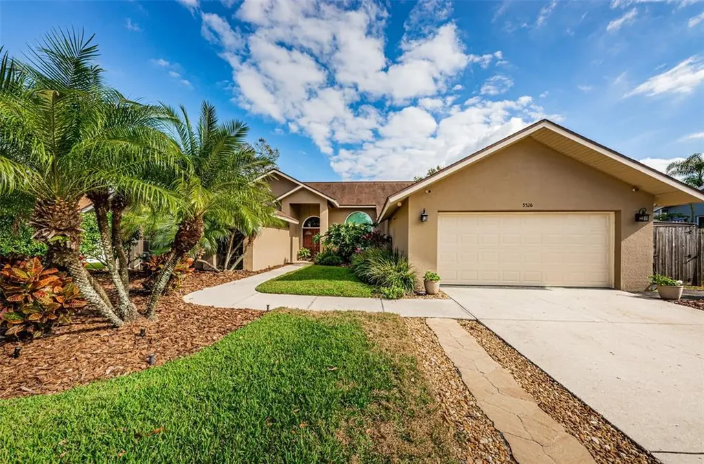 5526 Oakridge Drive Palm Harbor FL 34685
