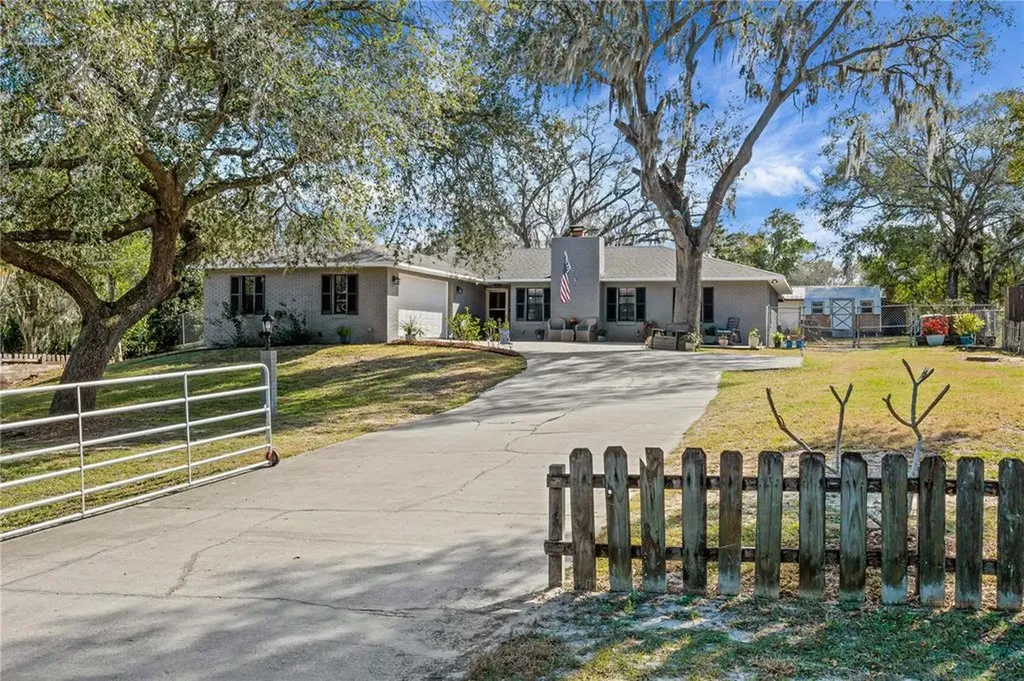 1505 Lakewood Road Lakeland FL 33805
