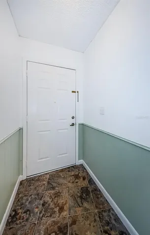 548 Surrey Close Palm Harbor FL 34683
