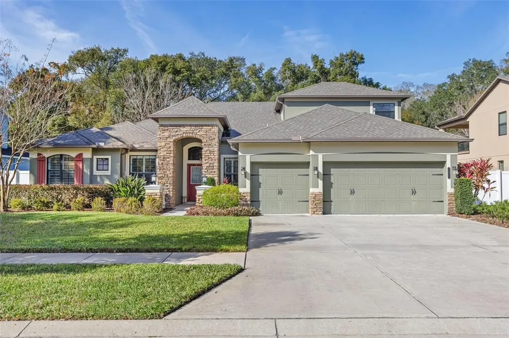 1921 Haven Bend Tampa FL 33613