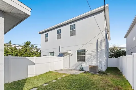 2816 1st Avenue S St Petersburg FL 33712