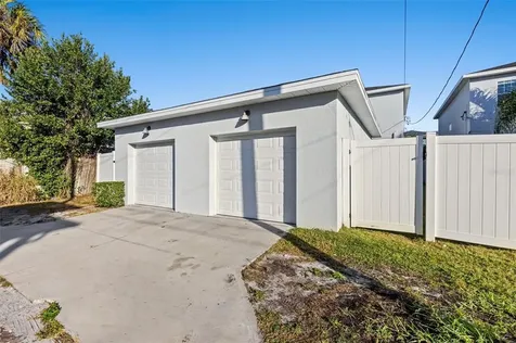 2816 1st Avenue S St Petersburg FL 33712