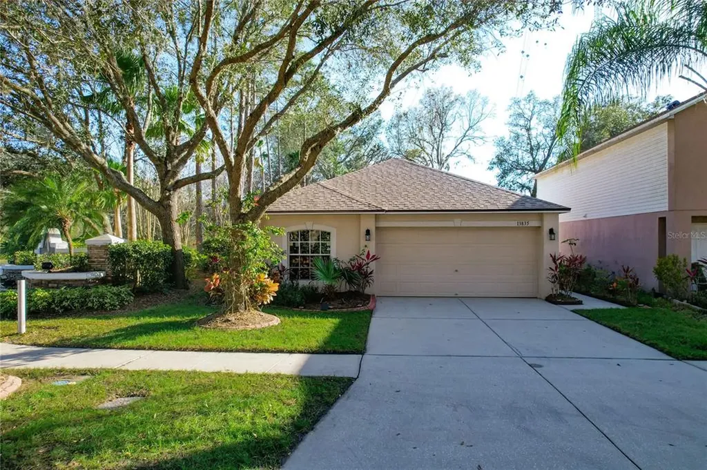 13835 Gentle Woods Avenue Riverview FL 33569