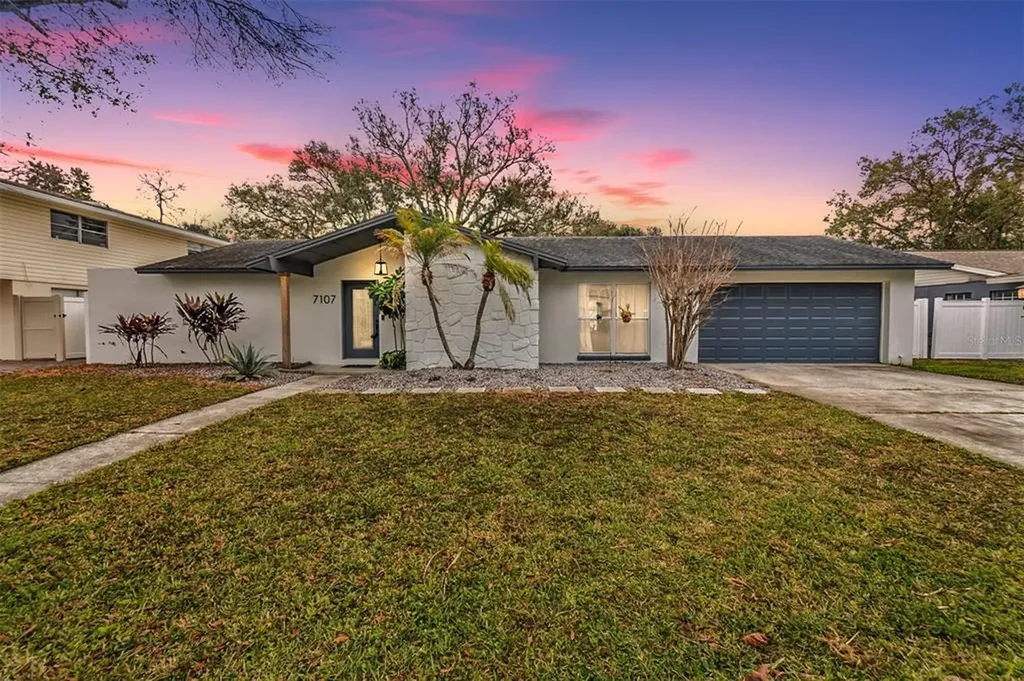 7107 Halifax Court Tampa FL 33615