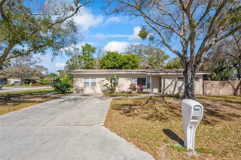 1636 Long Street Clearwater FL 33755