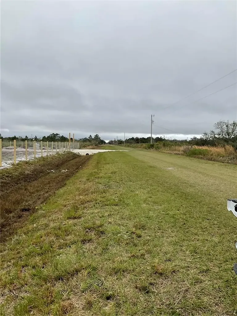 18884 NW 250th Street Okeechobee FL 34972