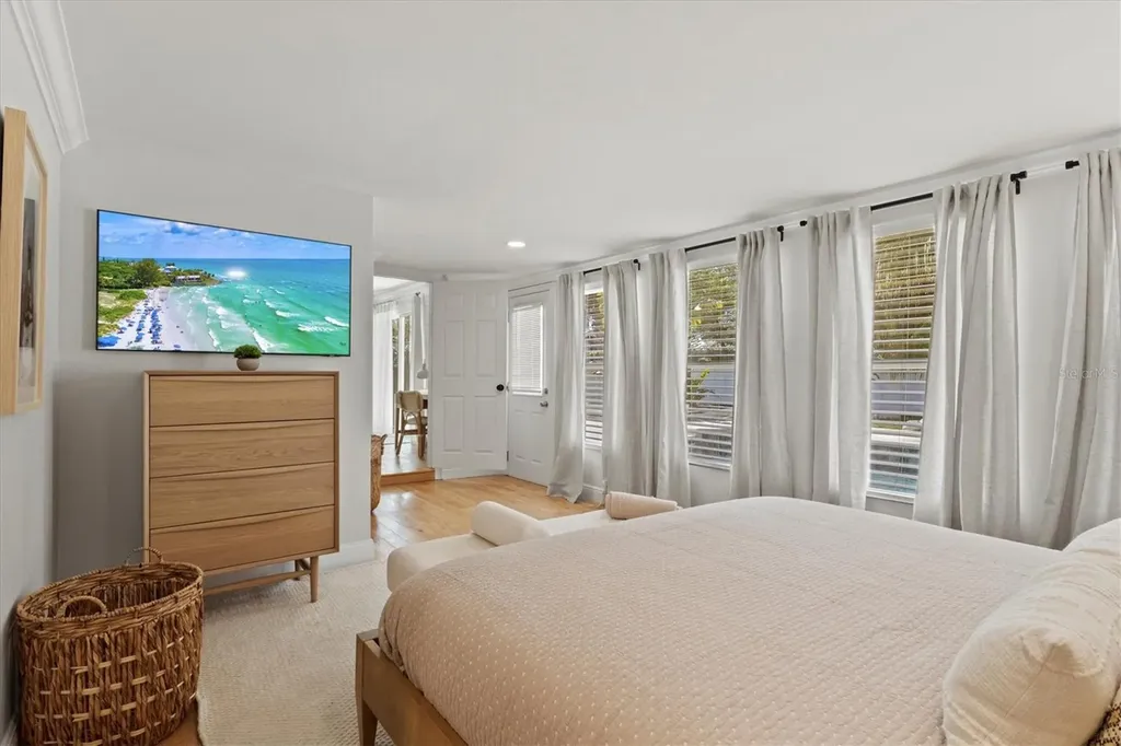 326 S Lime Avenue Sarasota FL 34237